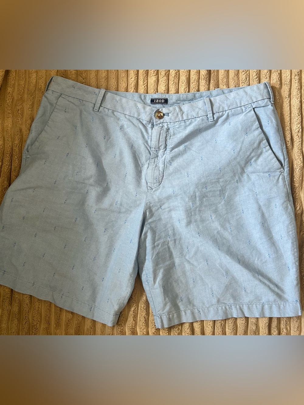 Izod Light Blue Embroidered Flat-Front Men’s Shorts